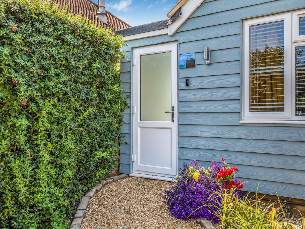 Apartamento Pass The Keys Charming A Stones Throw From The Chichester